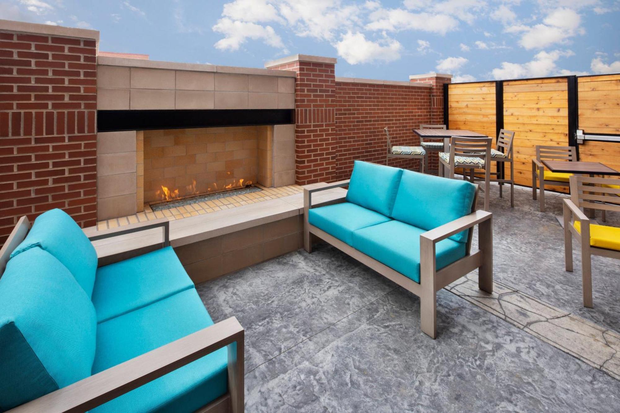 Hotel Courtyard By Marriott Cape Girardeau Downtown Exterior foto